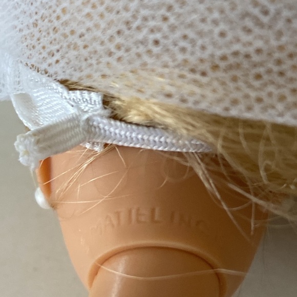 Barbie Dream Wedding Doll with Accessories - 2000 - Picture 7 of 8